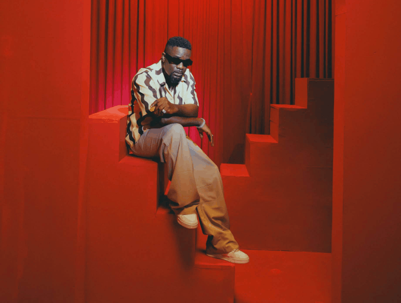 Sarkodie Ft. KiDi – Deja Vu (Visualizer)